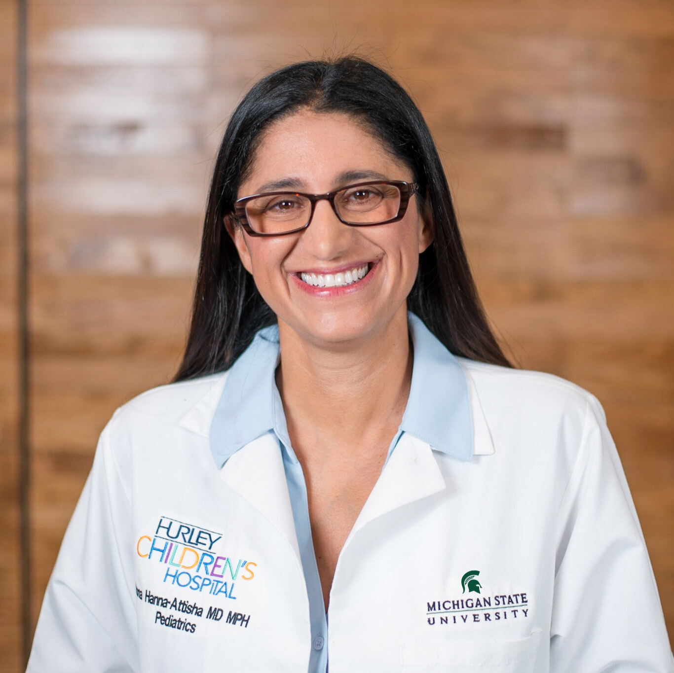 Dr. Mona Hanna
